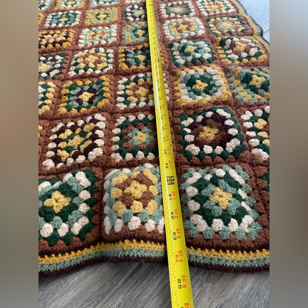 Granny Square Vintage Crochet Lap/Throw Blanket Handmade 🤎💛💚 - Picture 7 of 9